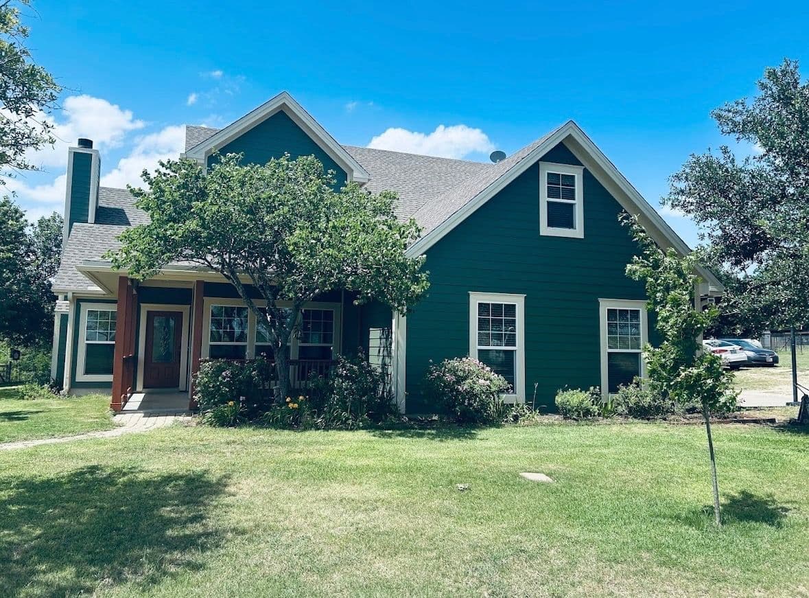 Deep Green Exterior Painting Transformation in ATX image
